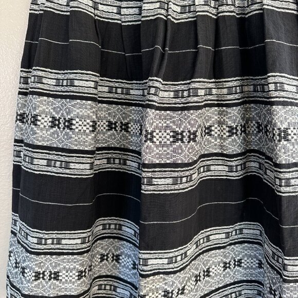 Vintage‎ Black and White Patterned Skirt - Picture 2 of 7